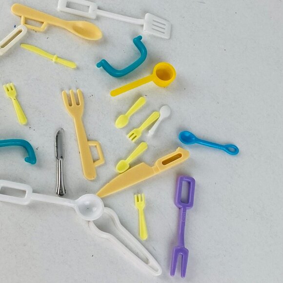 Barbie Bratz Doll Size Pretend Play Plastic Utensils Silverware Lot Toys Kids - Picture 7 of 8